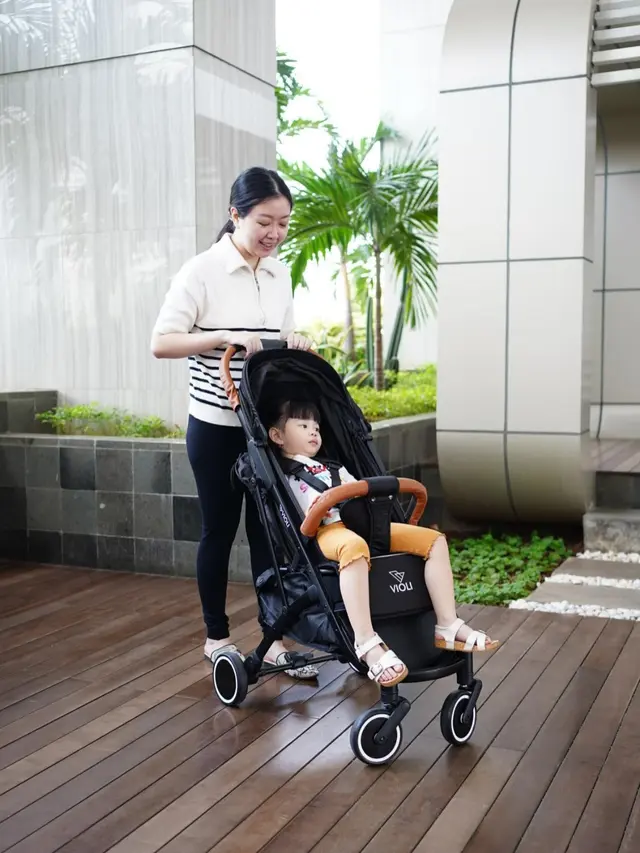 4 Pertimbangan Memilih Stroller yang Bikin Anak Nyaman Selama Traveling