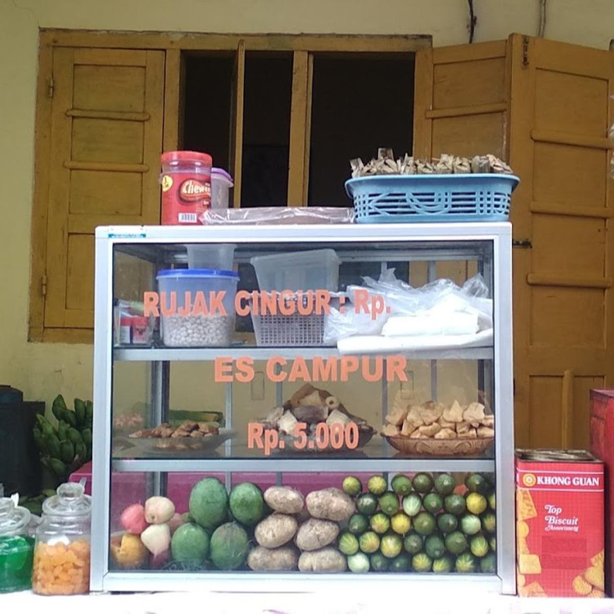 Rujak Cingur Bu Tutik Jember