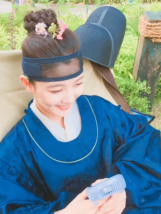 Untuk kategori aktris pendatang baru terbaik 2016 dimenangkan oleh Kim Yoo Jung, yang menjadi lawan main Park Bo Gum di serial drama ‘Moon light drawn by clouds’. (Instagram/kimyoojung)