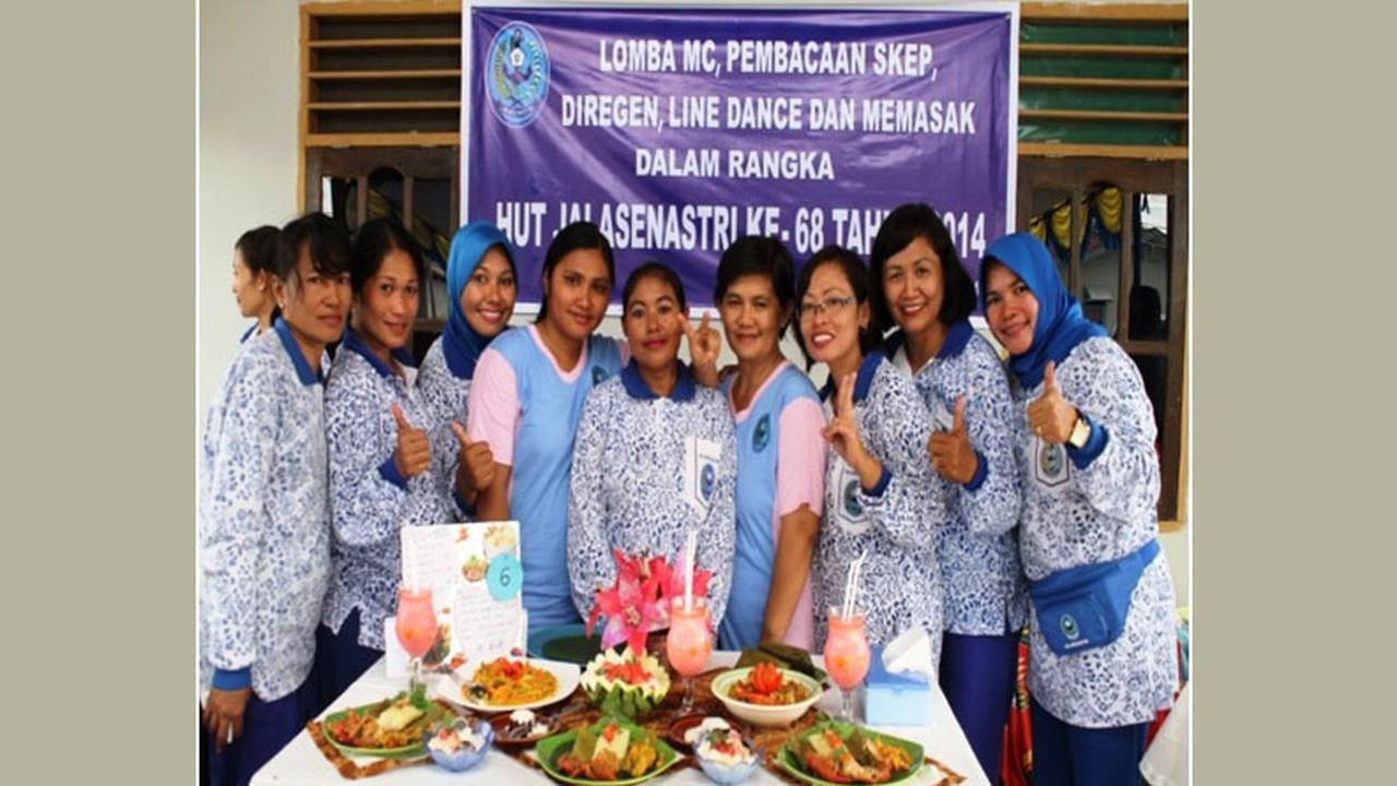 Serunya Ketika Para Isteri Prajurit Lomba Masak