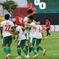Pemain Timnas Indonesia merayakan gol yang dicetak Witan Sulaeman dalam laga kontra Laos di Grup B Piala AFF 2020 di Bishan Stadium, Singapura, Minggu (12/12/2021). Timnas Indonesia menang telak 5-1. (Dok. PSSI)