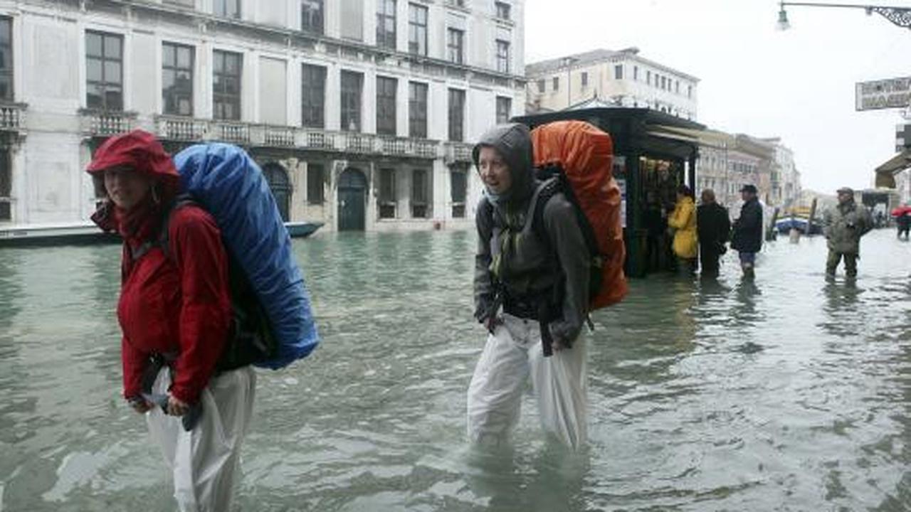 Kota Venesia tenggelam