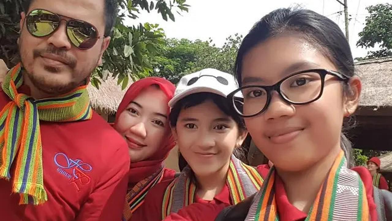 6 Potret Keluarga Haldy Sabri Sebelum Menikah dengan Irish Bella, Penuh Kehangatan