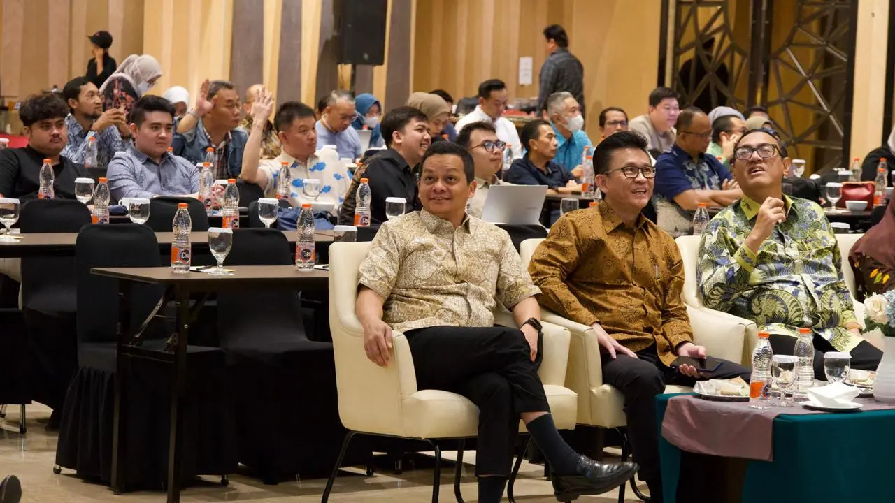 JFX & PT KBI Gelar Seminar Mini Brent Crude Oil Futures, Perkuat Literasi Perdagangan Energi Global (Liputan6)