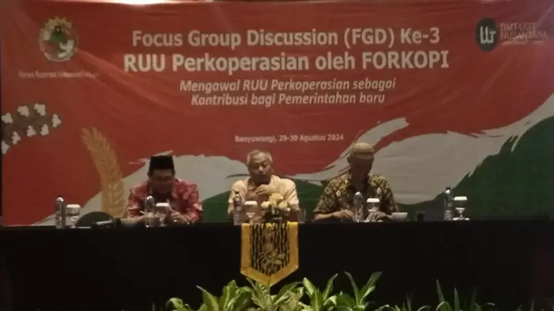 Forkopi  menggelar kegiatan Focus Group Discussion (FGD) ketiga, membahas membahas berbagai isu-isu penting tentang RUU Perkoperasian di Banyuwangi, Kamis 29 Agustus 2024. (Istimewa)