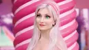 Andressa Damiani mempunyai ukuran pinggang sekitar 50 cm dan memiliki ukuran payuadara 32F. Malahan, banyak orang bilang, jika wanita 23 tahun itu selain mirip dengan barbie, ia pun sangat mirip karakter Elsa pada film Frozen. (dailymail.co.uk)