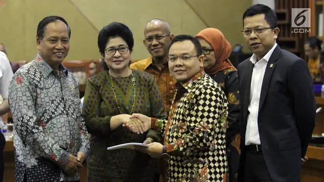 Bahas RUU Kebidanan, Menkes Raker Bareng Komisi IX DPR