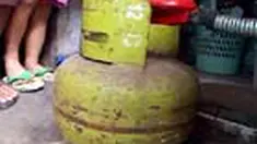 Meski sudah tiga tahun konversi minyak tanah ke gas atau elpiji diberlakukan, ternyata banyak warga yang tidak mengerti cara mengatasi kalau terjadi kebocoran gas. Ini terungkap dalam sosialisasi yang baru dilakukan Pertamina.
