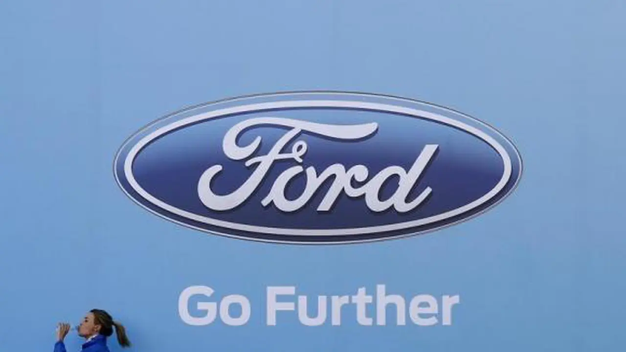 Ford Siapkan Penantang Toyota Prius