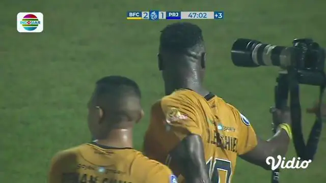 VIDEO: Momen Selebrasi Unik Striker Bhayangkara FC, Ezechiel N'Douassel di BRI Liga 1