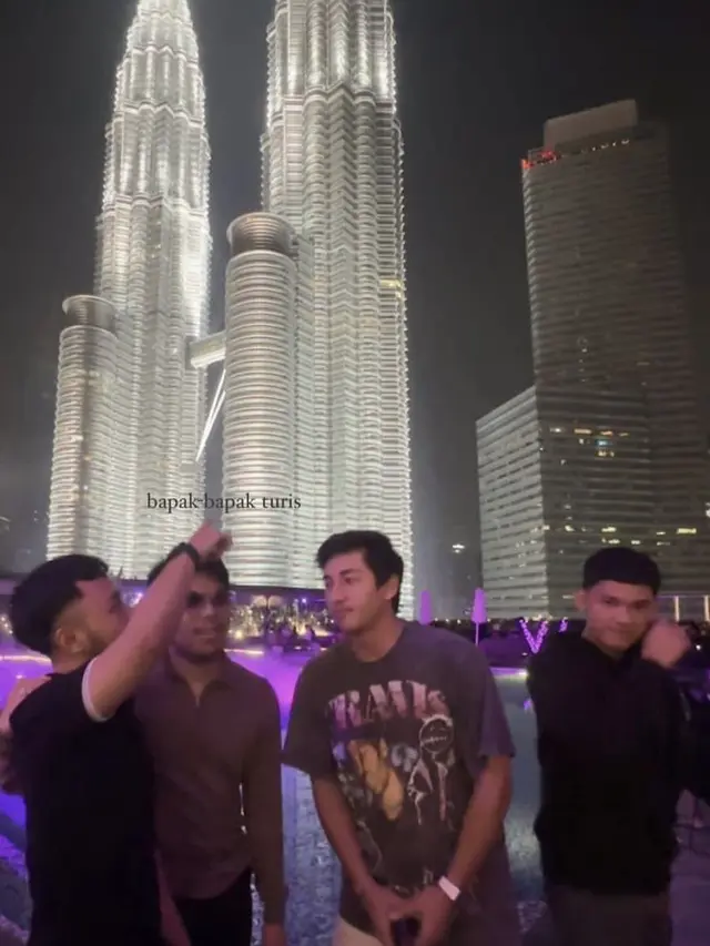 6 Potret Kebersamaan Aaliyah Massaid dan Thoriq Halilintar di Malaysia Ini Curi Perhatian