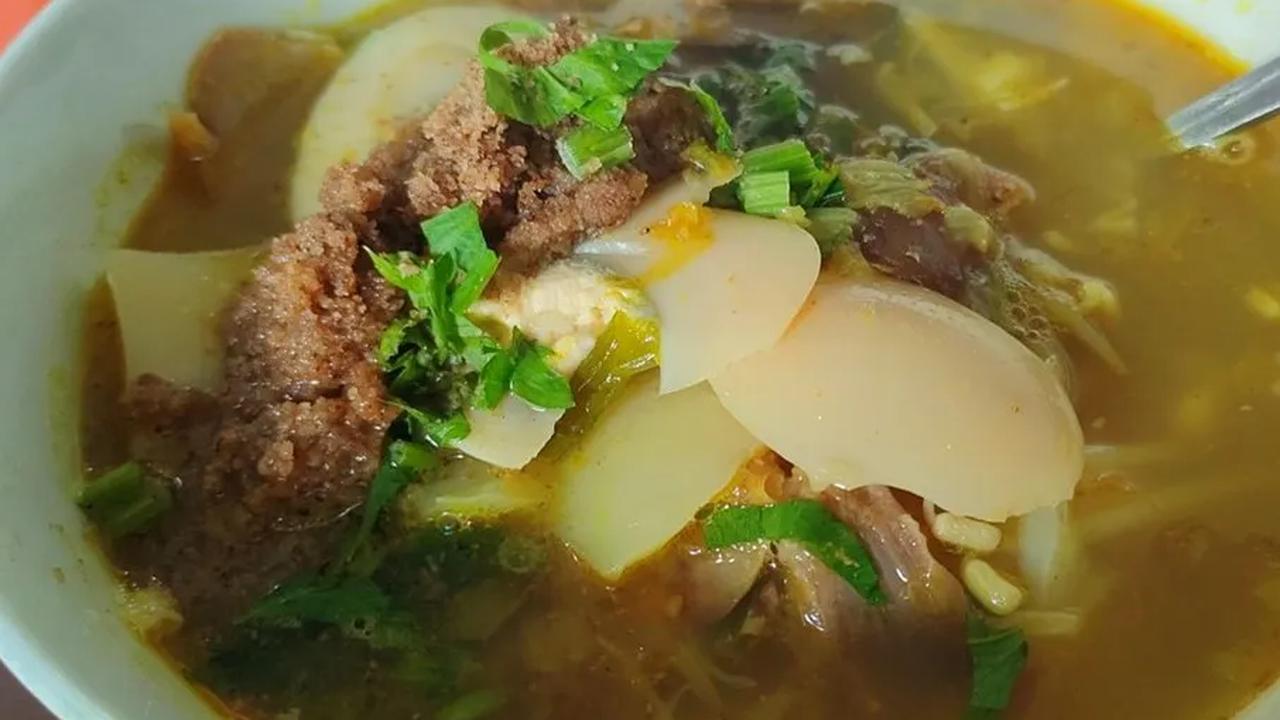 7. Soto Kampung&nbsp;Soto Ayam Lombok Malang<br><br><br><br><br>
