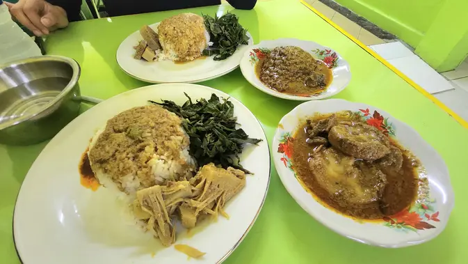 Kolesterol Tinggi? Jauhi Makanan Ini Sekarang!
