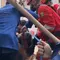 Detik-detik Tukang Gali Tercebur Sumur, Evakuasi Berlangsung Dramatis