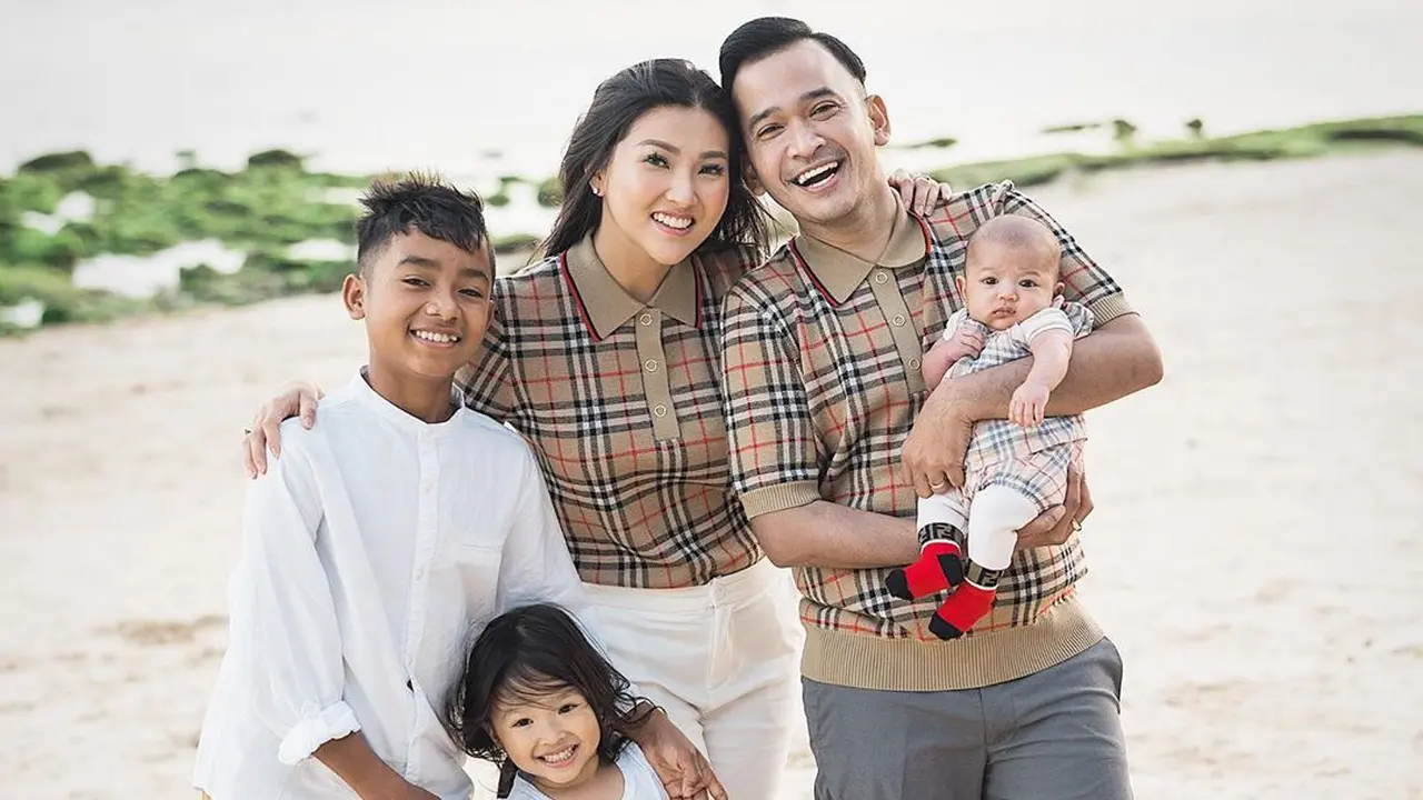 [Fimela] Ruben Onsu dan Sarwendah