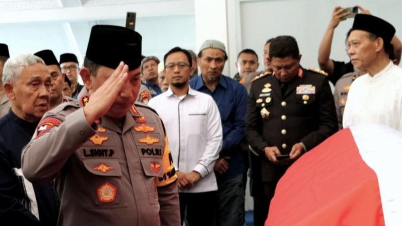 Kronologi Kapolres Boyolali Meninggal Akibat Mobil Tabrak Tronton Angkut Tiang Listrik