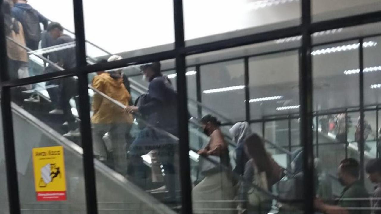 Curhat Penumpang KRL: Manggarai jadi Stasiun Tersibuk, Tapi Ekskalator Kerap Mati