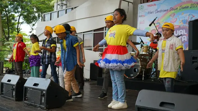 Anak-anak down syndrome mengikuti berbagai kompetisi dan pentas seni