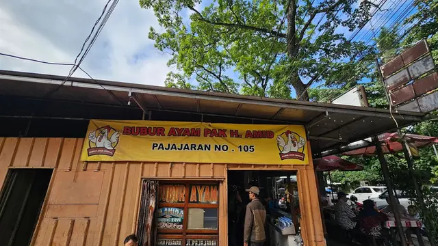 Rekomendasi Tempat Makan Bubur Ayam di Bandung