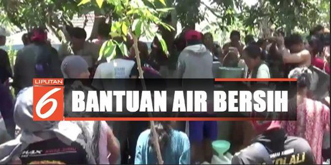 Bantuan Air Bersih dari Sejumlah Organisasi Diserbu Warga Boyolali