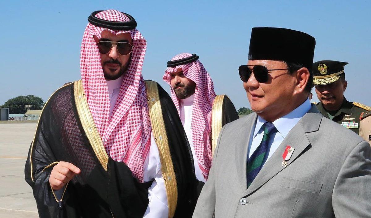 Kunjungan resmi ini merupakan momen bersejarah yang diharapkan akan memperkuat hubungan bilateral dan kerja sama pertahanan antara RI dan Arab Saudi.