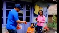 VIDEO: Pundi Amal SCTV Bagikan Masker di Sekitar Gunung Bromo