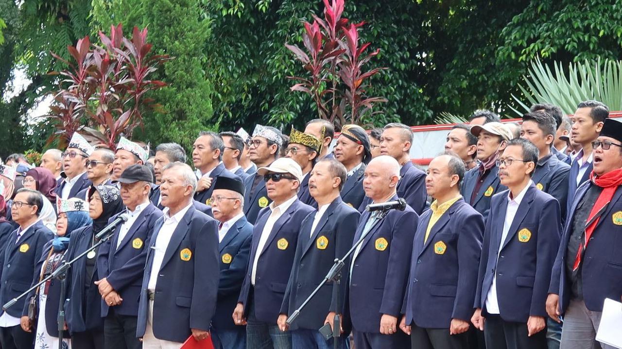 Guru Besar, Dosen Hingga Mahasiswa Universitas Jember Gelar Aksi Seruan Moral Selamatkan Demokrasi
