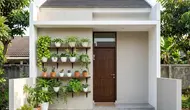 7 Ide Teras Rumah Kecil Tanpa Kursi, Tetap Cantik dan Tidak Terasa Kosong