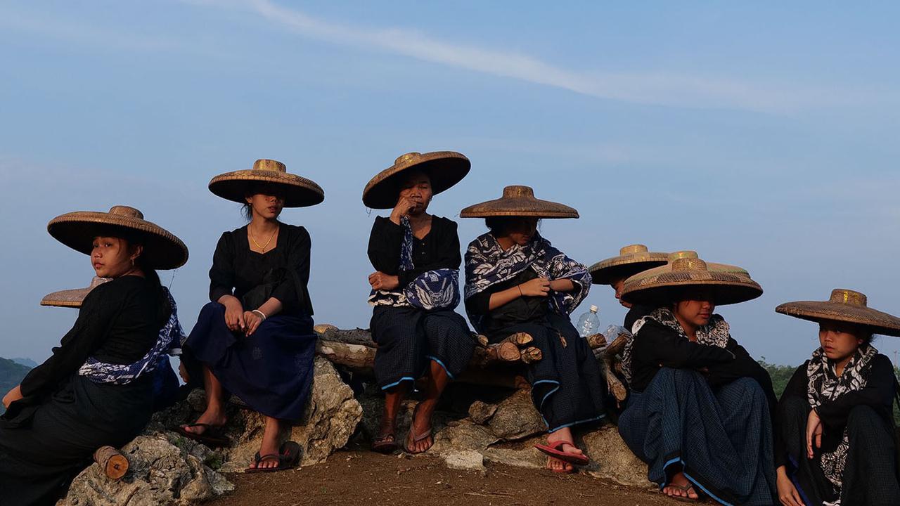 Rangkaian Tradisi Adat Ngaseuk Suku Baduy Luar