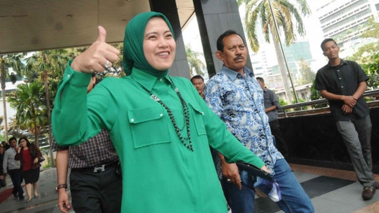 Istri eks Wali Kota Makassar jenguk suami di Rutan KPK