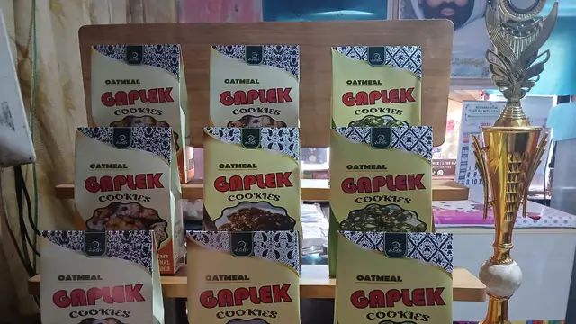 Produk Cookies Gaplek dari Delollie Cake & Cookies Gunungkidul