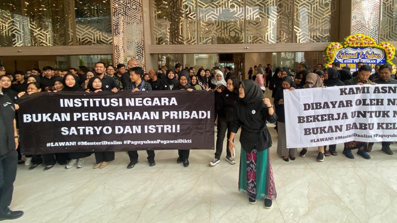 Menteri Satryo Soemantri Didemo Anak Buah & Dituding Tampar hingga Pecat ASN, Ini Reaksi Istana