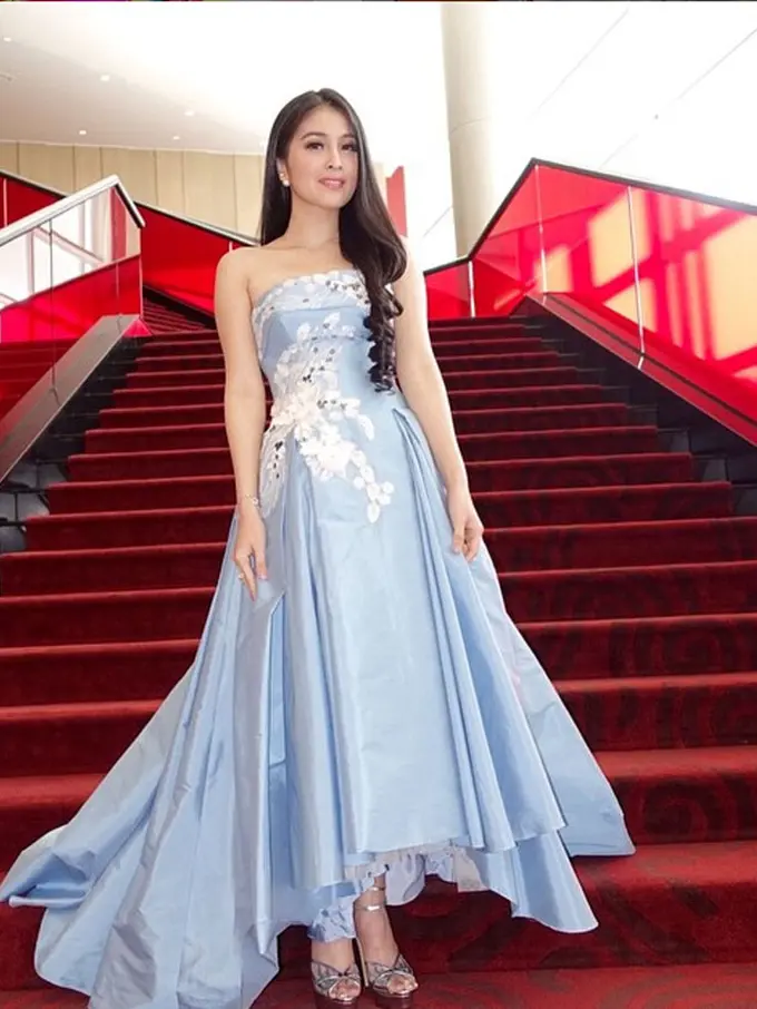 [Bintang] Sandra Dewi