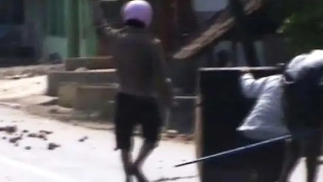 Warga Dua Kelurahan di Dompu Bentrok