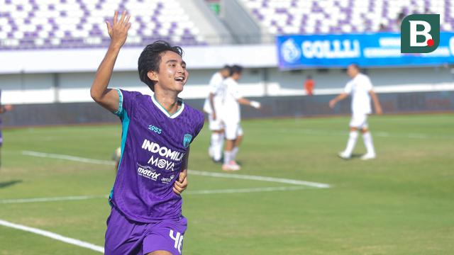 Foto: Drama 5 Gol dalam Laga Antara Persita Vs Arema di BRI Liga 1 2024/2025