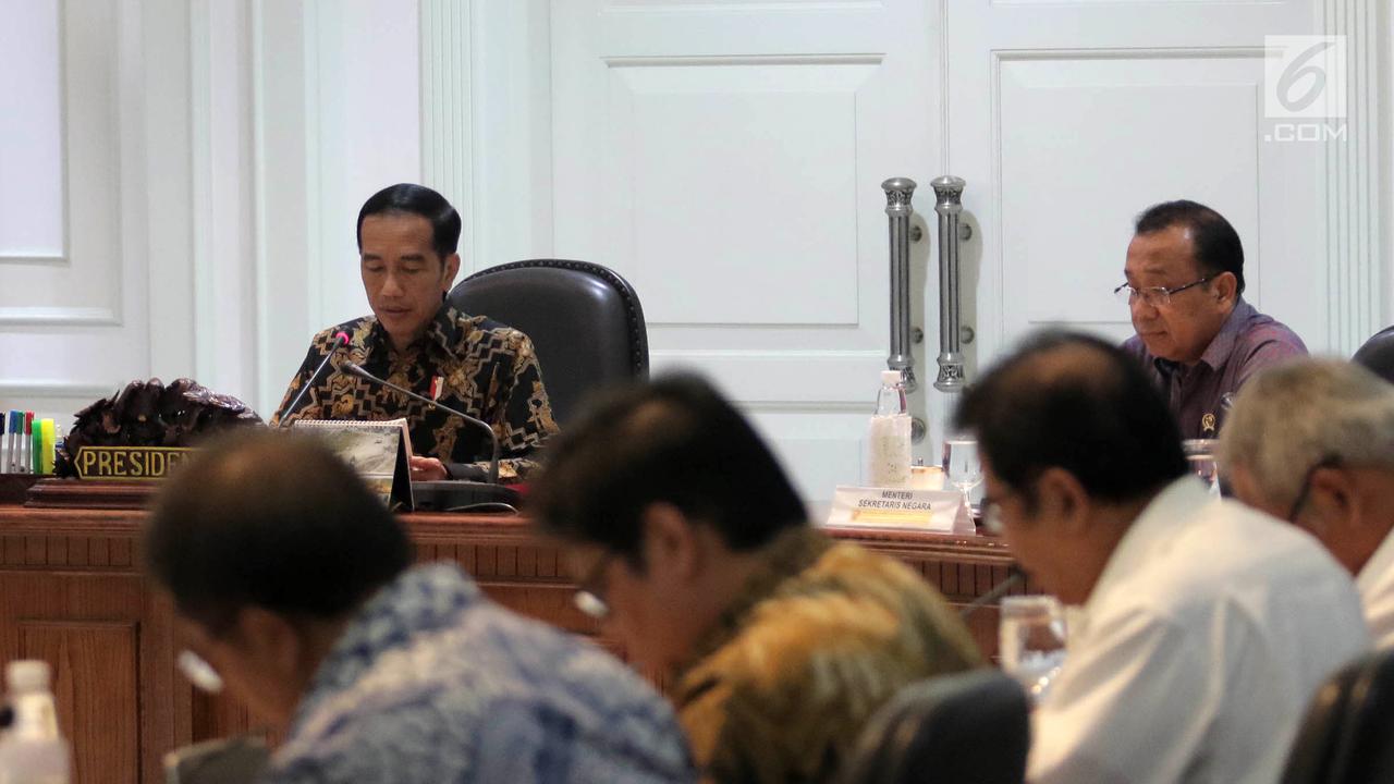 Jokowi Rapat Bareng Menteri Kabinet Kerja