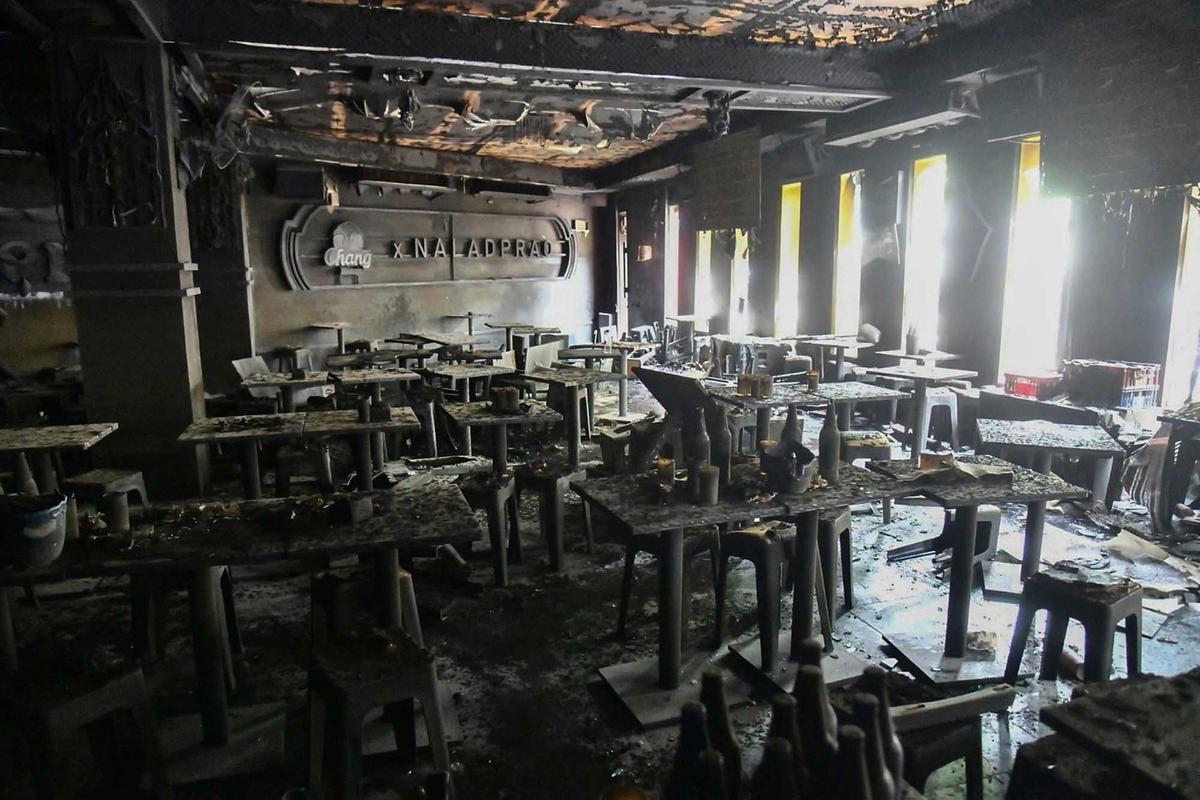 Kebakaran Hebat Bar di Bangkok Renggut 27 Nyawa