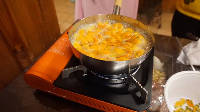 Kumquat adalah oleh-oleh wajib saat Anda berkunjung ke Taiwan (Liputan6.com/Teddy Tri Setio Berty)