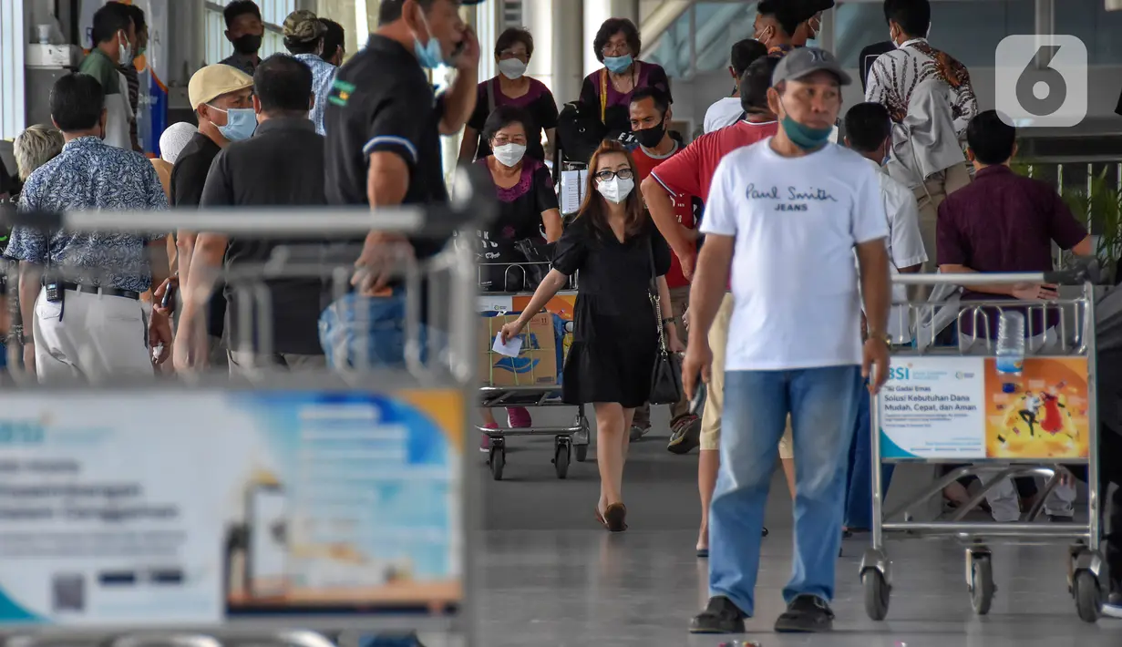 <p>Berdasarkan data Mastercard Crescentrating Global Travel Market Index (GMTI) 2019, prediksi 230 juta wisatawan muslim secara global akan meramaikan sektor wisata di NTB. Hal ini selaras dengan Global Islamic Economy Report perputaran uang dari wisata halal dunia. (Liputan6.com/Rizki)</p>