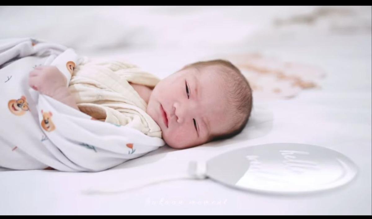 Mereka dibuat gemas melihat potret lucu Baby Kyarra<br>