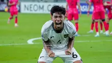 Pemain Timnas Indonesia U-17, Evandra Florasta, merayakan gol yang dicetaknya ke gawang Korea Selatan dalam laga pertama Grup C Piala Asia U-17 2025 di Prince Abdullah Al Faisal Stadium, Jeddah, Jumat (4/4/2025) malam WIB. (Dok PSSI)