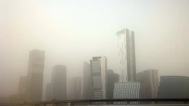 Suasana Kota Riyadh saat Dilanda Badai Pasir