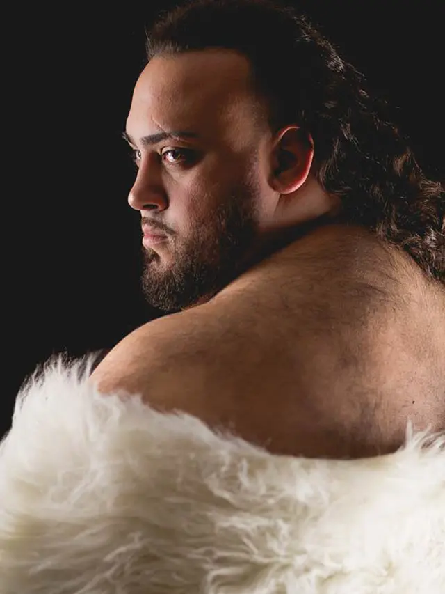 [Bintang] Istri Menolak untuk Foto Maternity, Pria Ini Memutuskan untuk Foto Dirinya Sendiri, Hasilnya Lucu Banget