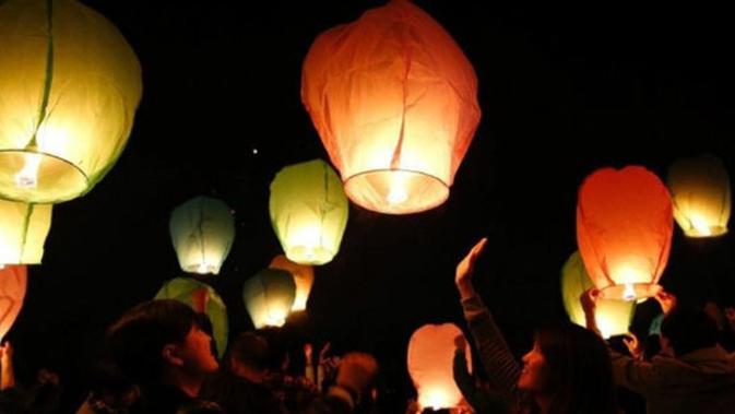 Lentera Diterbangkan Selamat Tinggal Hidup Menjomblo Lifestyle Fimela Com