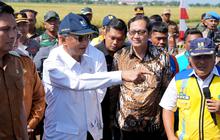Panen Demplot Bersama Petani, Menteri PU Dorong Penerapan IPHA untuk Swasembada Pangan