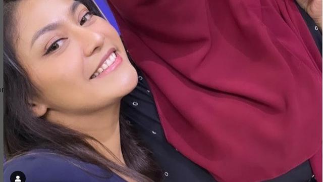 Siapa Ratu Rizky Nabila? Bagaimana Profil Ratu Rizky Nabila, Sosok Aktris yang Kini Berhijab dan Ngaku Pernah Pindah Agama serta Kena Kanker Tiroid (Sumber: Instagram/raturn)