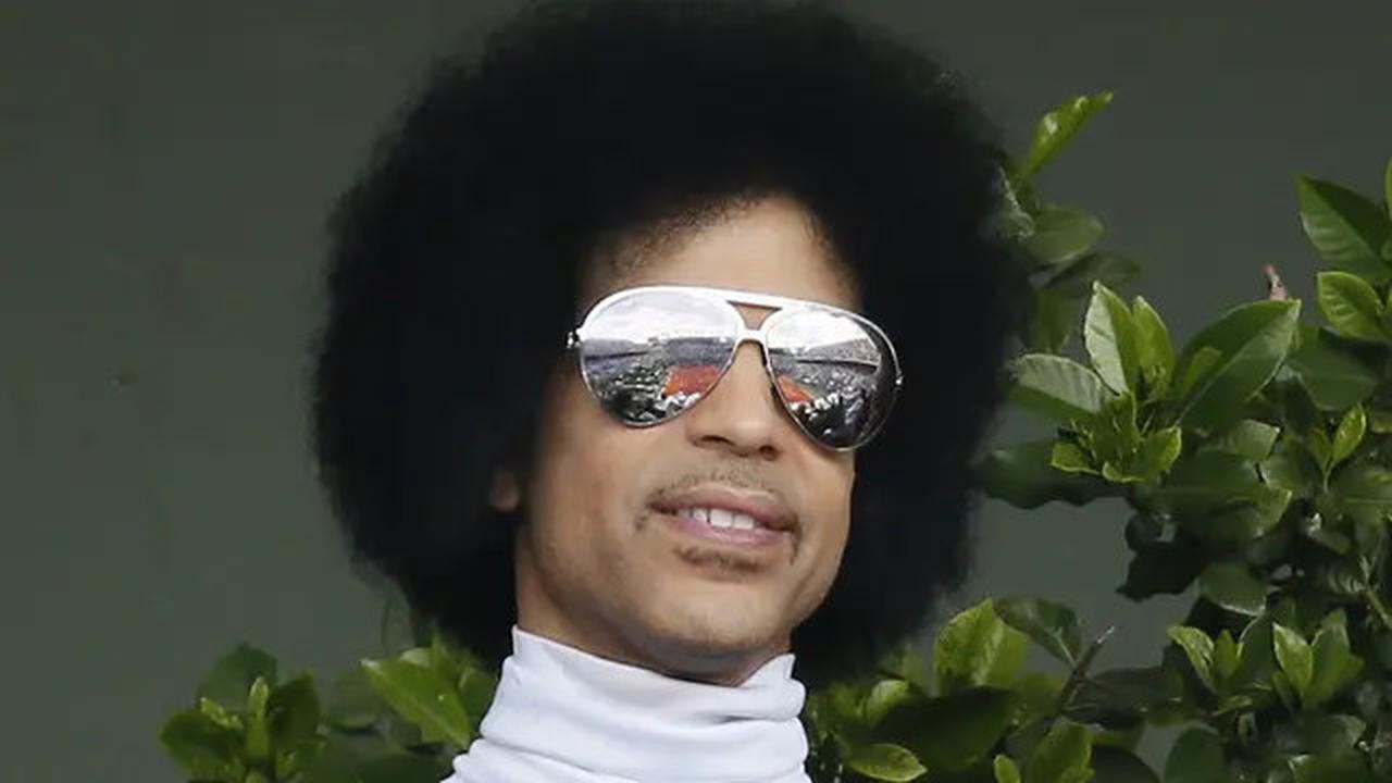 Netflix Tiba-Tiba Batal Rilis Film Dokumenter Mendiang Penyanyi Prince, Ternyata Ini Biang Keroknya