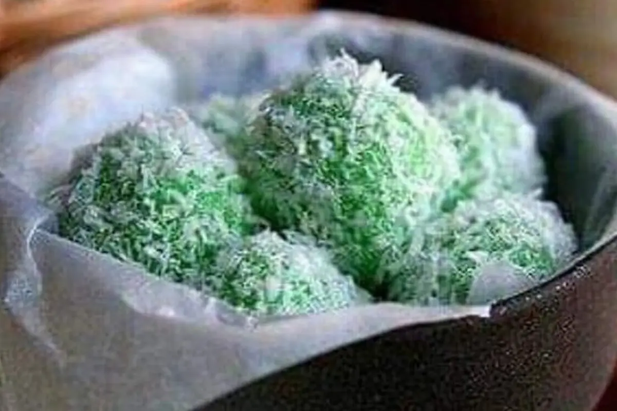 Warganet Heboh Kue Klepon Disebut Tidak Islami, Apa Saja Bahan Pembuatannya?