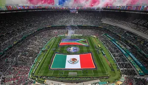 Piala Dunia 2026 dimulai dengan pertandingan pembuka antara tuan rumah Meksiko melawan Afrika Selatan di Stadion Azteca, Jumat (12/06/2026) dini hari WIB. (AP Photo/Antonio Felix)