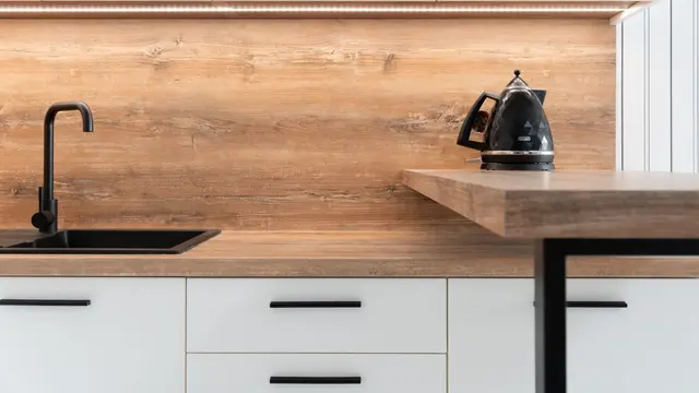 Cara Memilih Backsplash Agar Kitchen Set Tidak Terlihat Norak